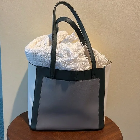 Lovevook color block tote Small tote Saffiano Hunter Green grey cream NWOT - Picture 5 of 17
